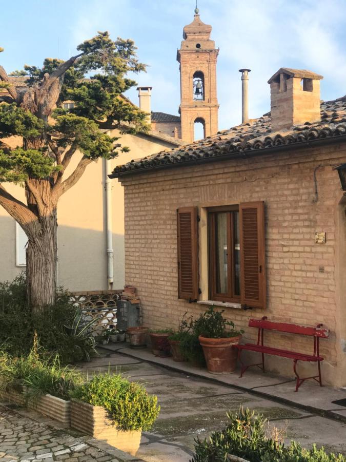 La Trave Acomodação com café da manhã Montecosaro  Exterior foto